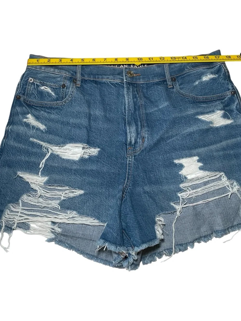 💙 American Eagle Highest Rise ’90s Boyfriend Shorts 💙